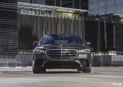 奔驰S级墨版 全部在售 2022款 2021款平行进口奔驰S级墨版最高降6万 欢迎前来试驾