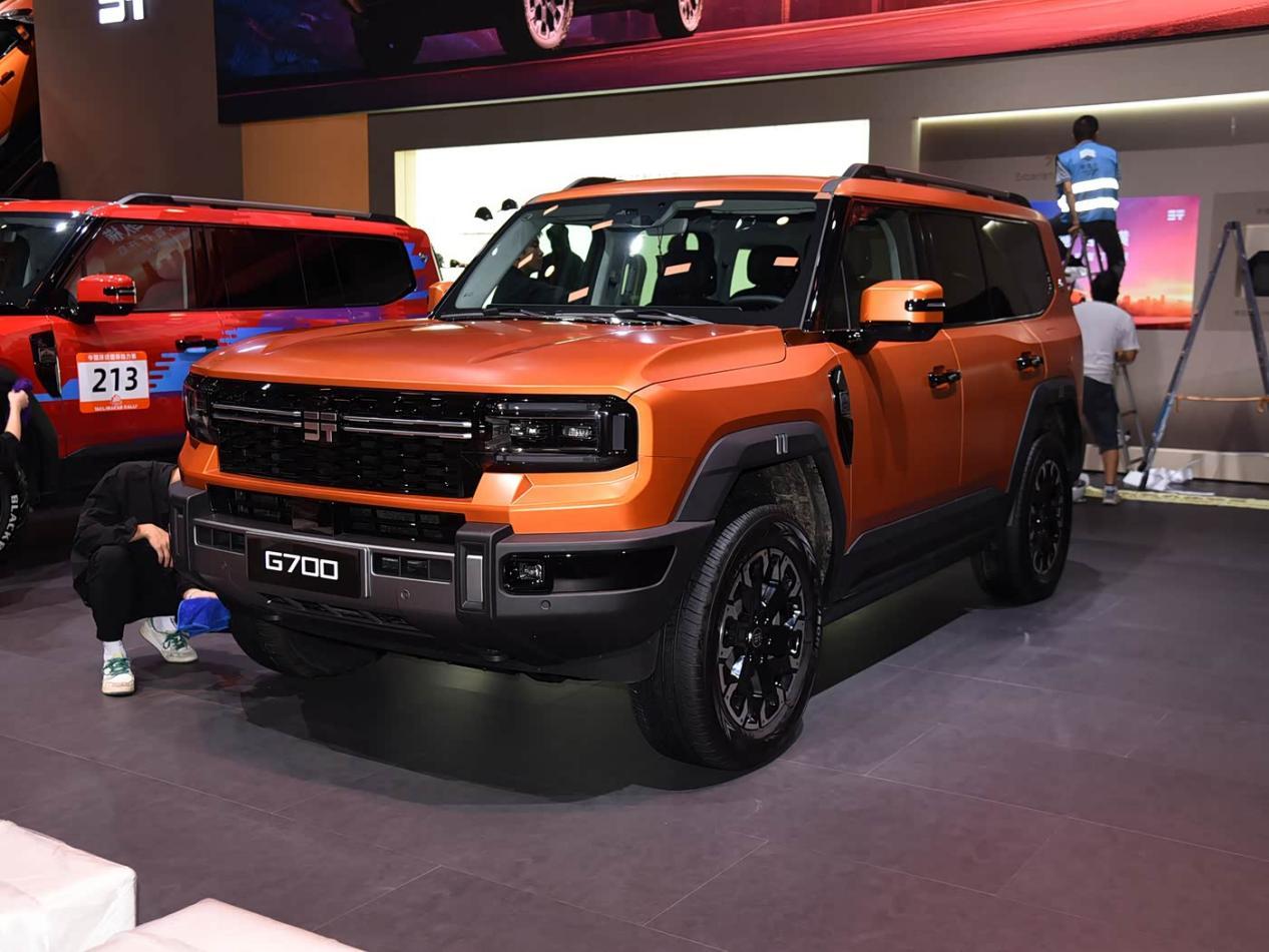 40万级新能源越野车对决，纵横G700与豹8谁更强？