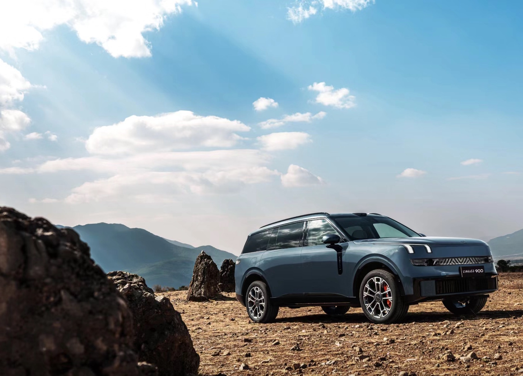 突破边界，旗舰SUV领克900引领多元出行新潮流