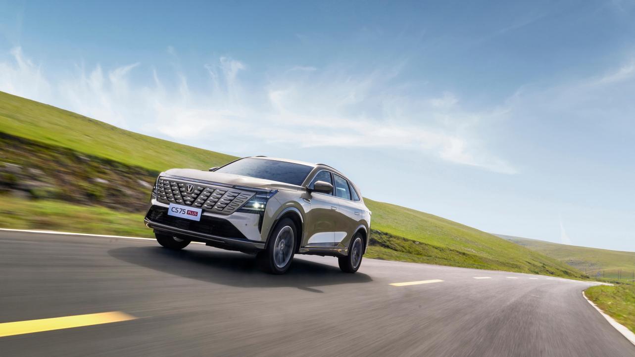 15万内谁值 第四代CS75PLUS VS星越L