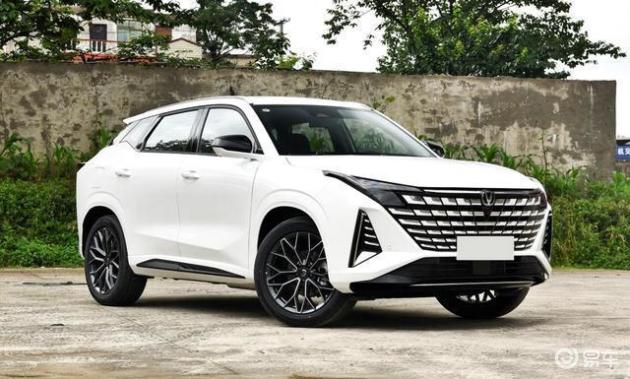 宋Pro DM-i vs UNI-Z PHEV:混动实力对决