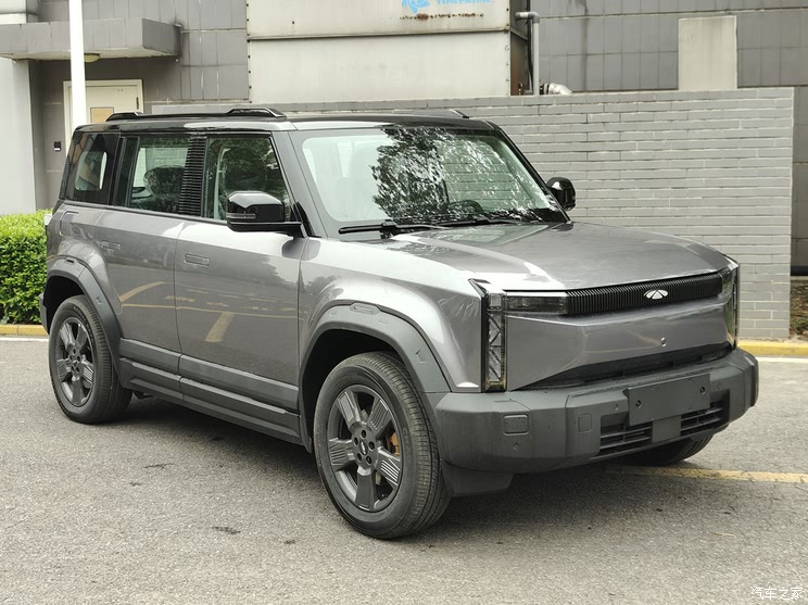 iCAR 03/03 T更名？奇瑞X3/X3 PLUS/X3L申报图曝光