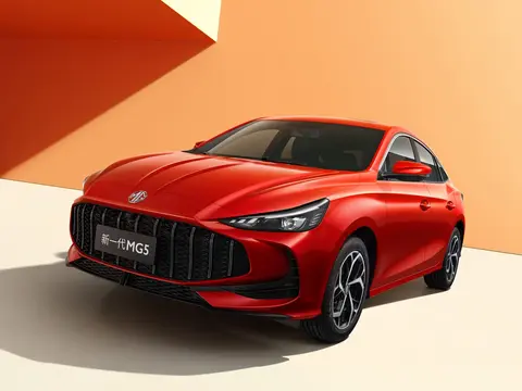 新款MG5实车亮相！新增两款车色，6月30日正式上市