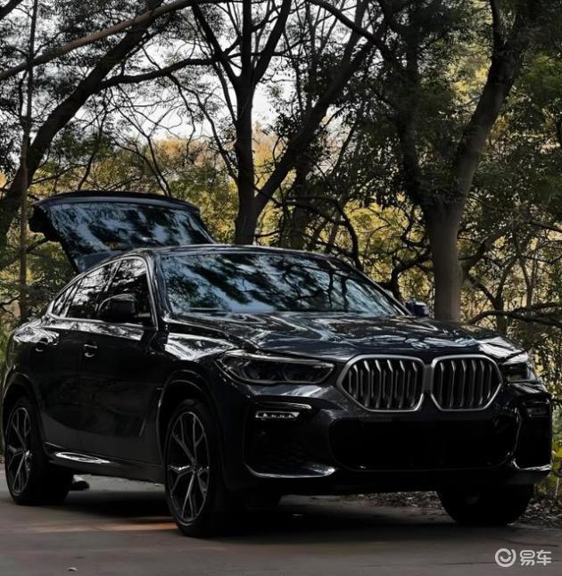 宝马X6 VS 凯迪拉克XT6：高速性能大对决