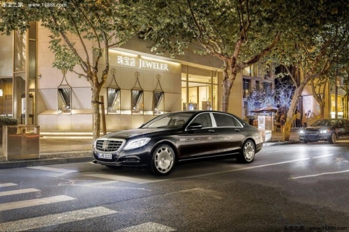 成都奔驰迈巴赫S级墨版价格优惠6万 欢迎试乘试驾
