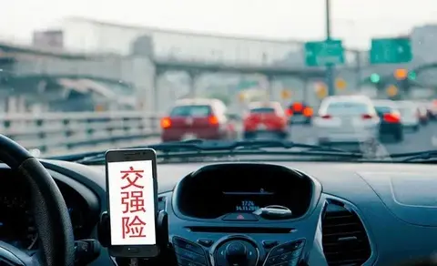 别等出事才后悔！42%车主不买车损险，老司机说出3个扎心现实