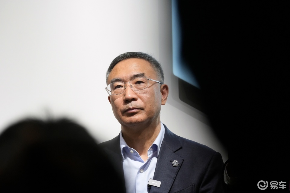 朱江明卸任子公司法人：不是跑路，是新能源终局战的冲锋号